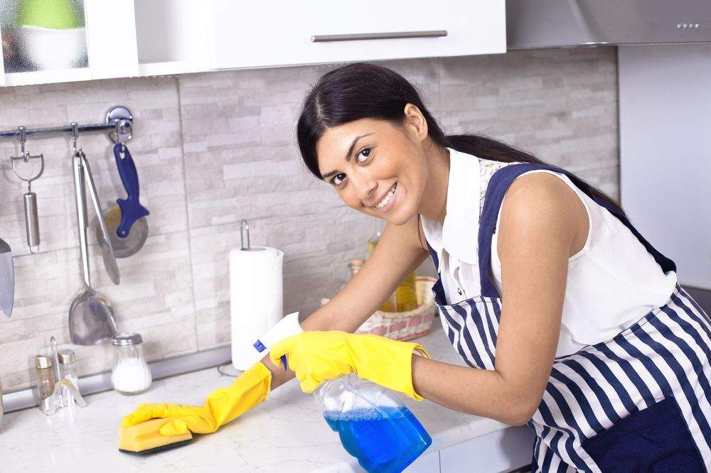 5 Benefits Of Hiring a Professional House Cleaner
